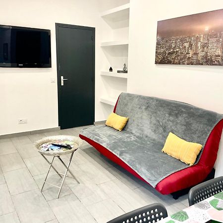 La Serenade Numero 4 Montreuil  Dış mekan fotoğraf
